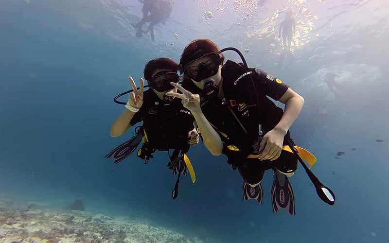 プーケット ダイビング ラチャ ラチャノイ島 ラチャヤイ島 PADI 日本人 ファンダイビング 体験ダイビング 沈船